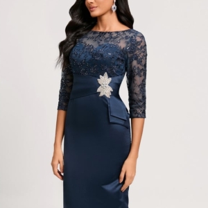 Robe Moulante Élégante Satinée