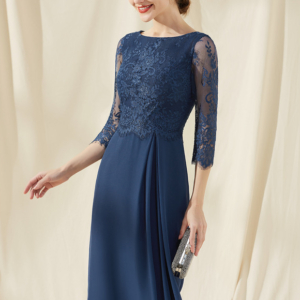 Robe Moulante Cocktail En Dentelle